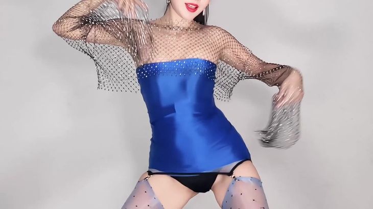 【B站小艾xxin】土豪高价私人定制烧舞集 44